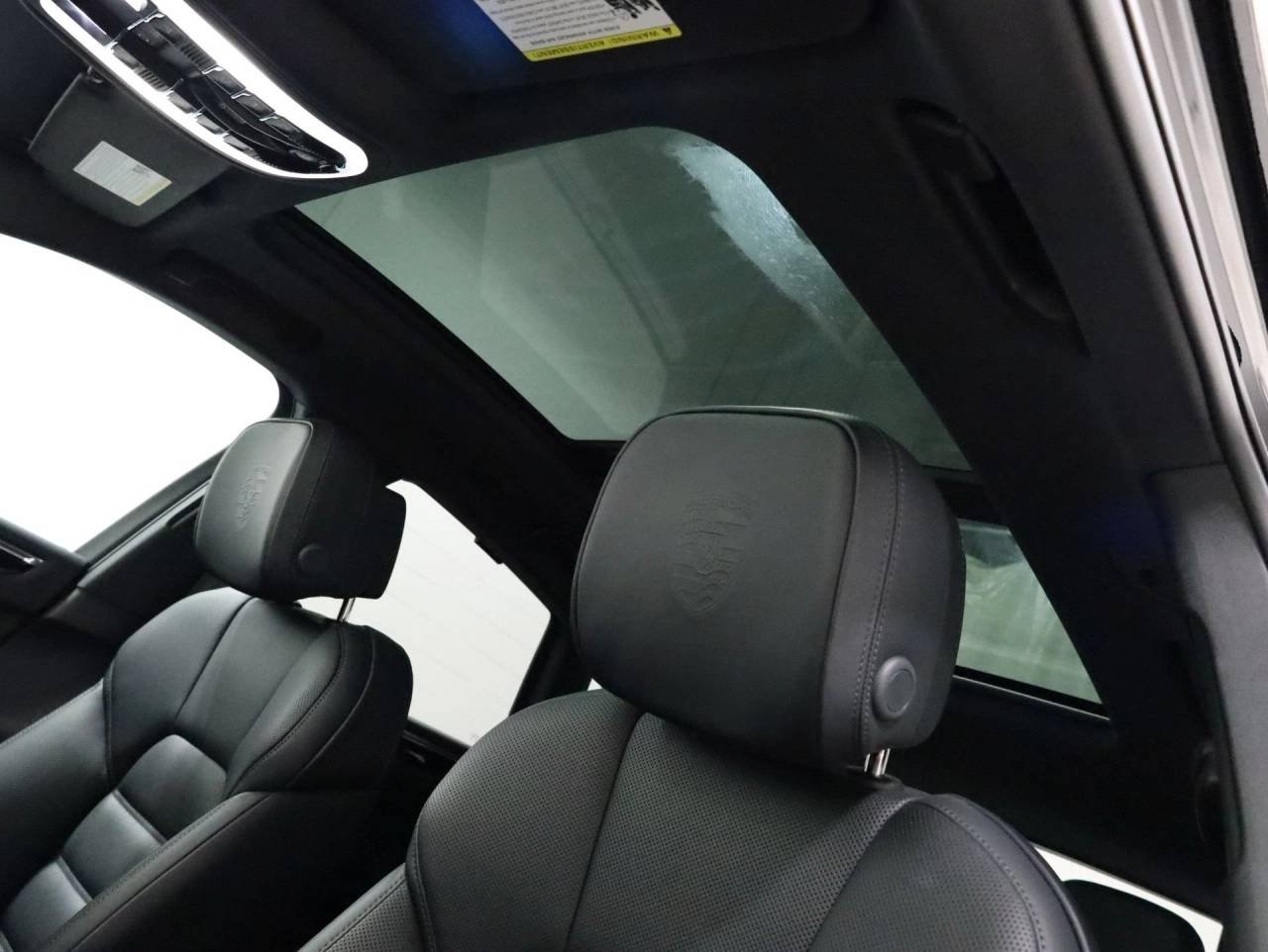 2026 Porsche Macan Base - Photo 20