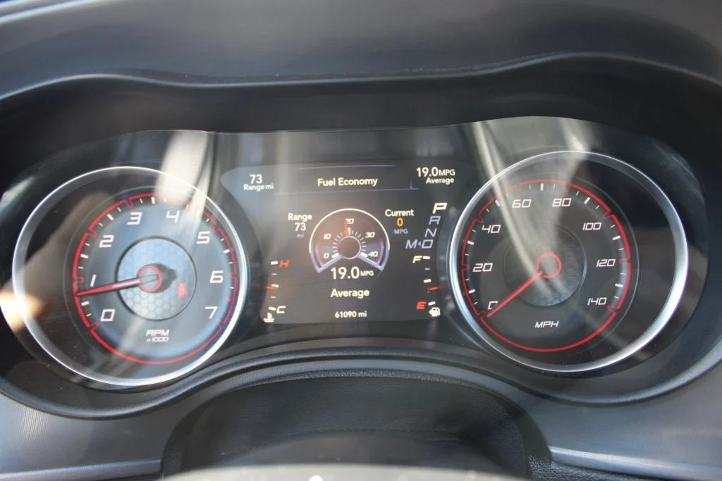 Used 2023 Gray Dodge SXT image 25