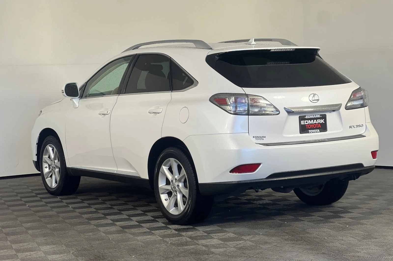 Used 2011 Starfire Pearl Lexus 4DR AWD image 5