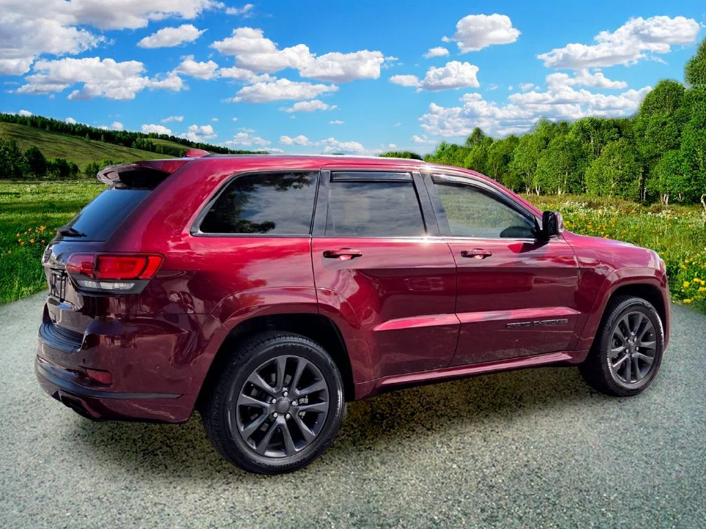 Used 2018 Red Jeep High Altitude image 6