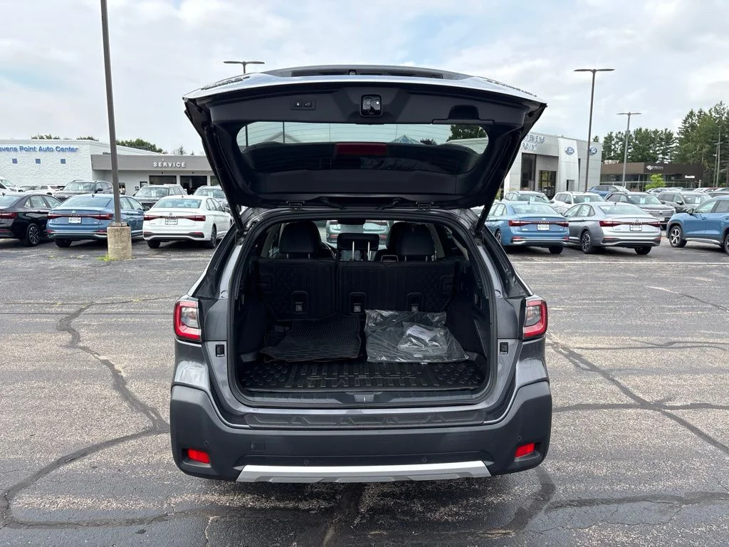 Used 2023 Magnetite Gray Metallic Subaru Limited image 27