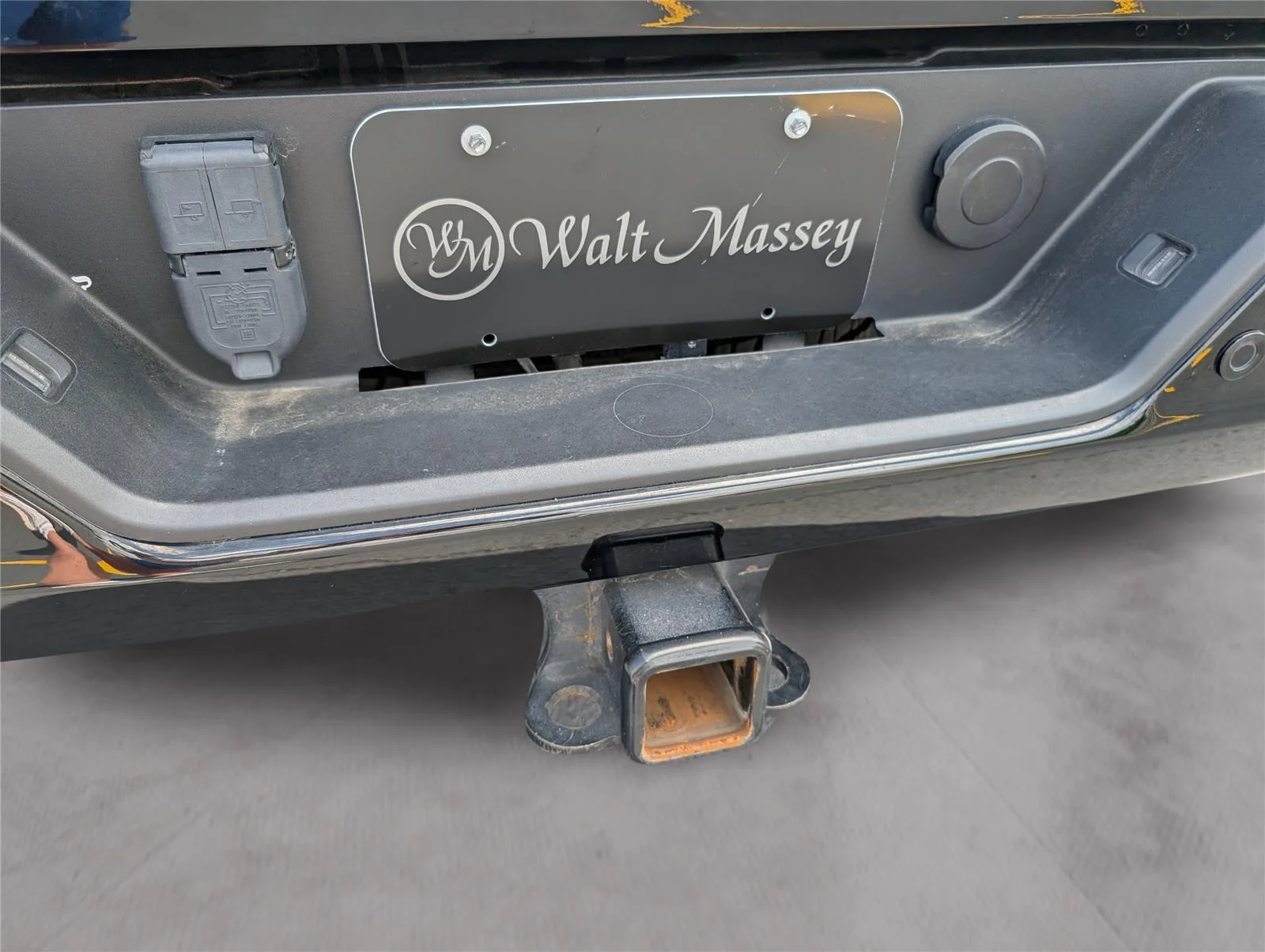 Used 2024 Black Chevrolet High Country image 40