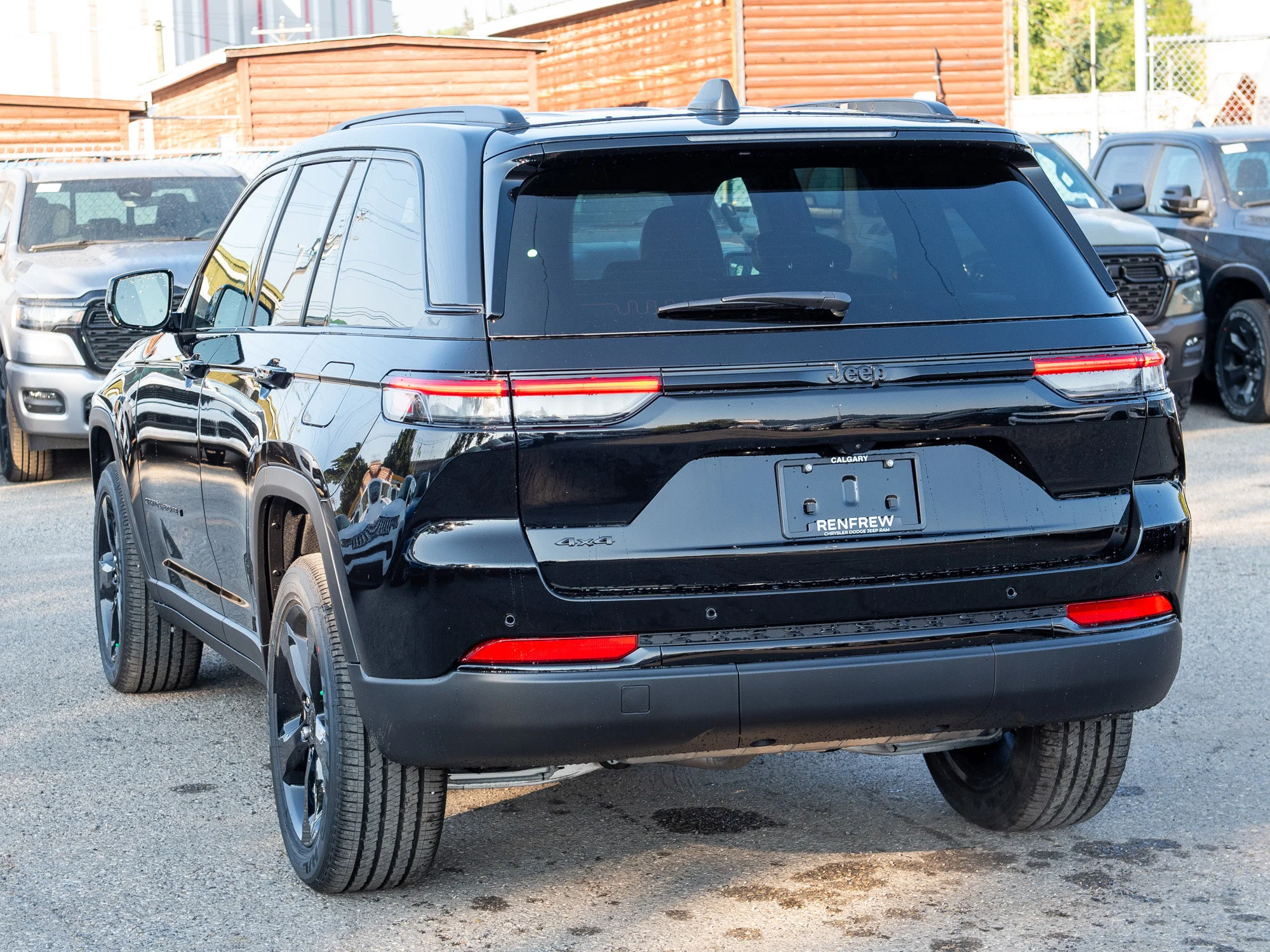 New 2025 Black Jeep Altitude* Sunroof, Trailer Tow Pkg, Heated Leather image 3