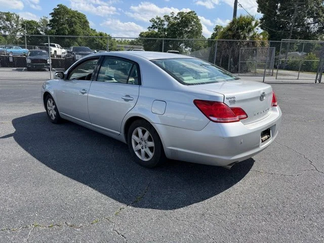 Used 2005 Toyota Avalon XLS with VIN 4T1BK36B95U022779 for sale in Warner Robins, GA