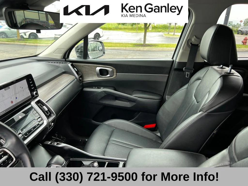 Certified Used 2022 White Kia S image 40