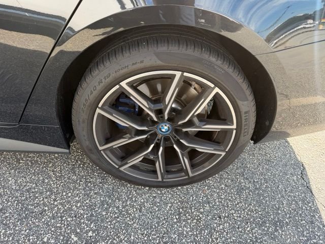 Used 2023 Black BMW M50 image 5