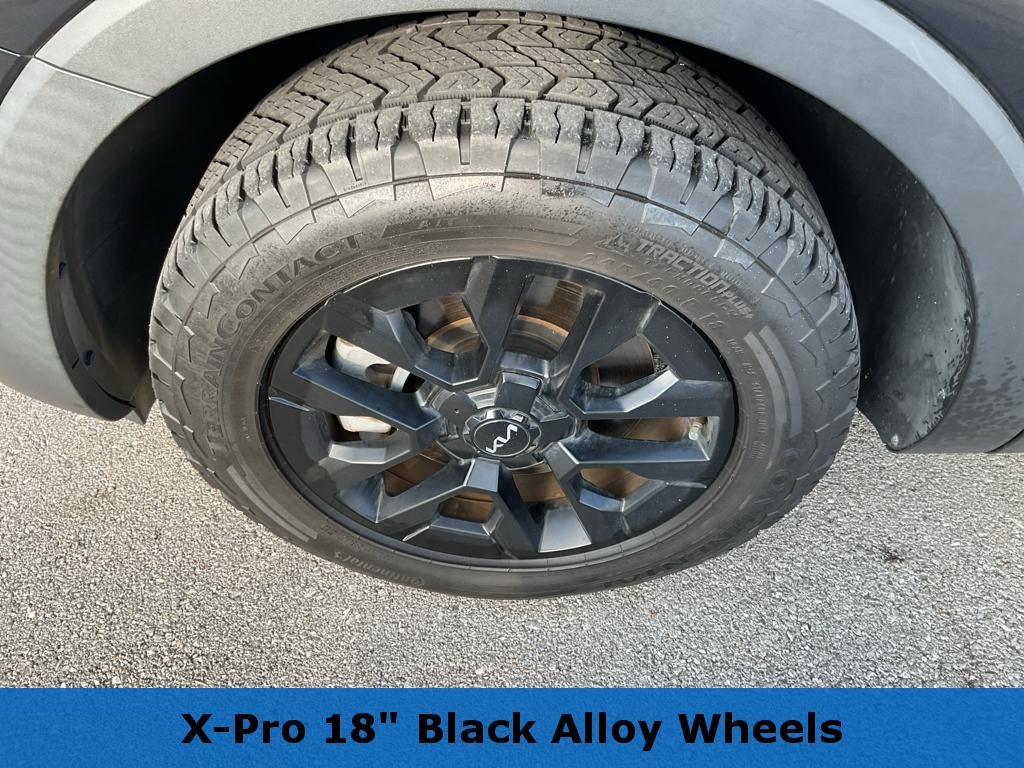 Certified Used 2023 Ebony Black Kia SX X-Pro image 5