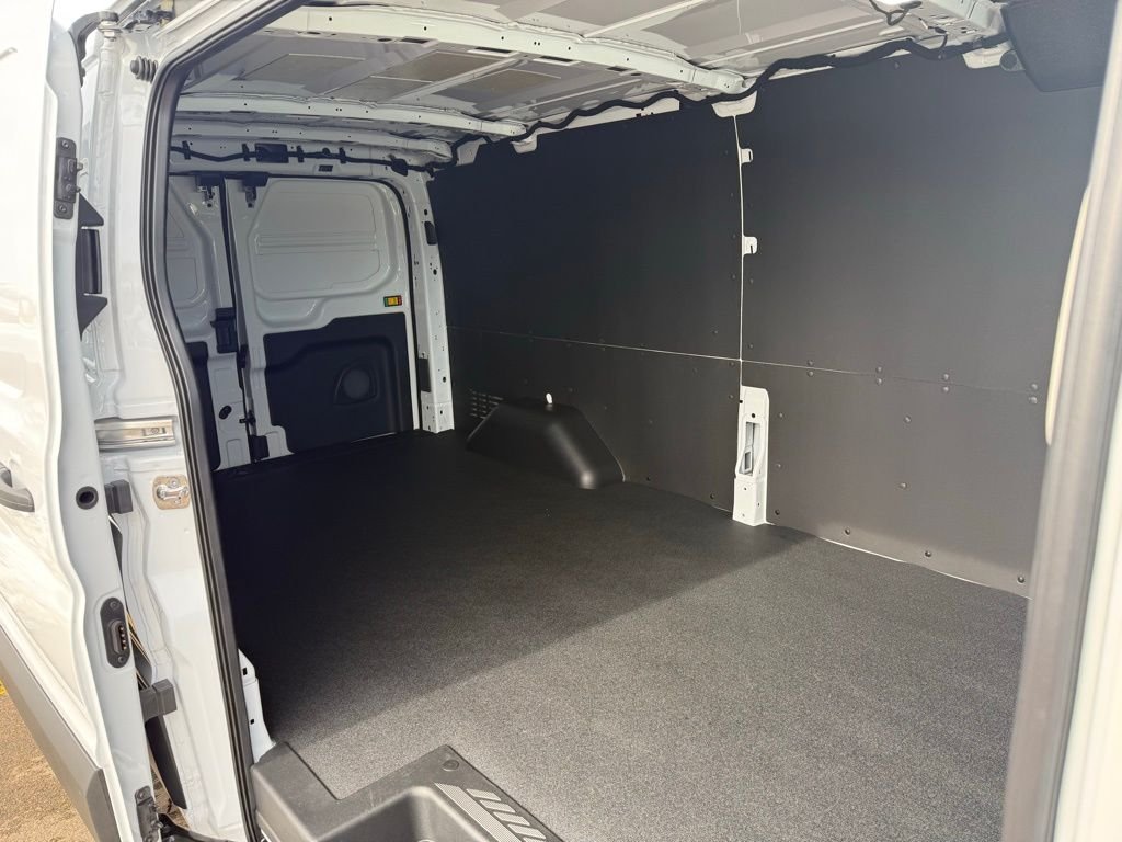 2025 Ford Transit Van Base - Photo 46