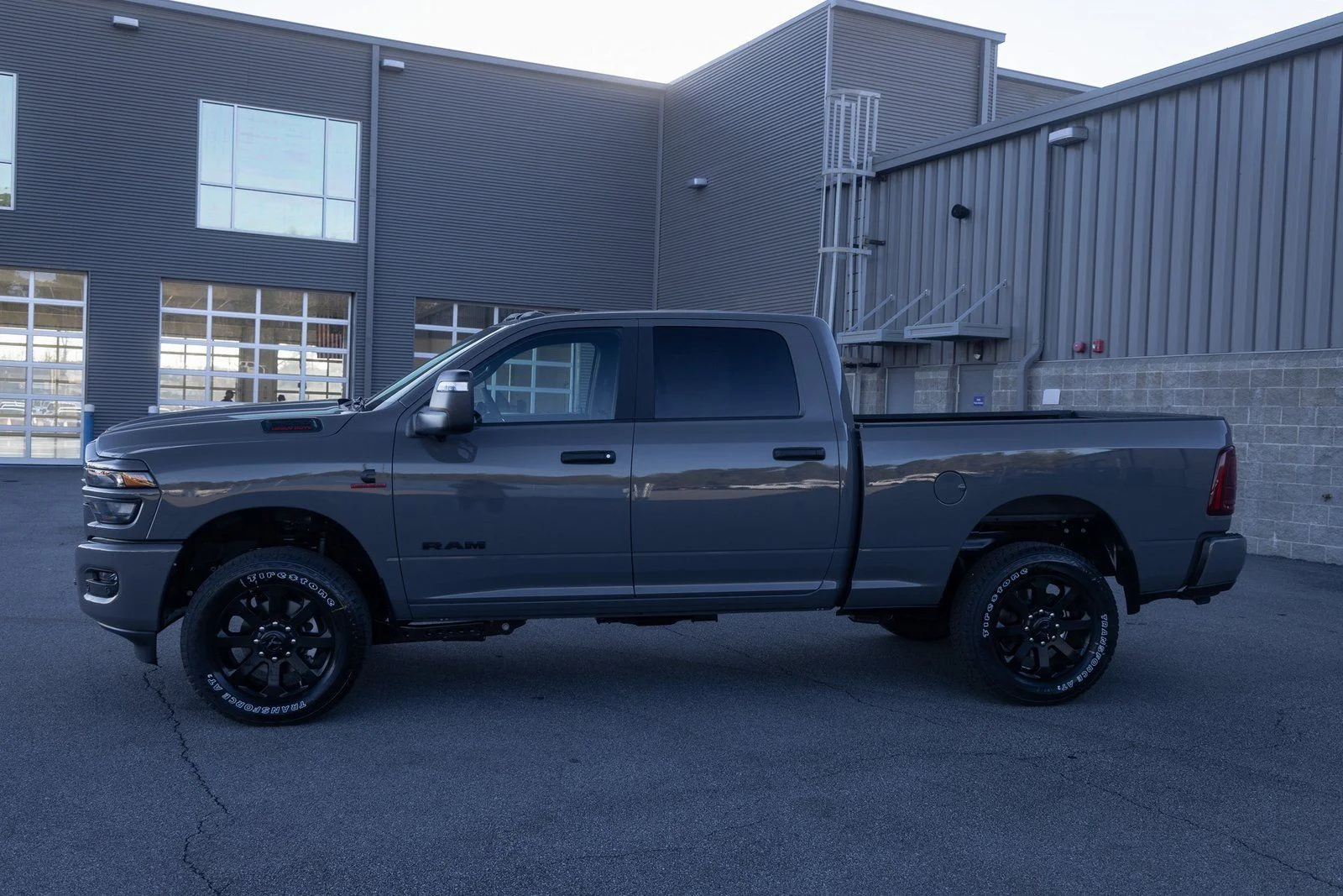 New 2026 Ceramic Gray Clear-Coat Exterior Paint RAM Big Horn image 5