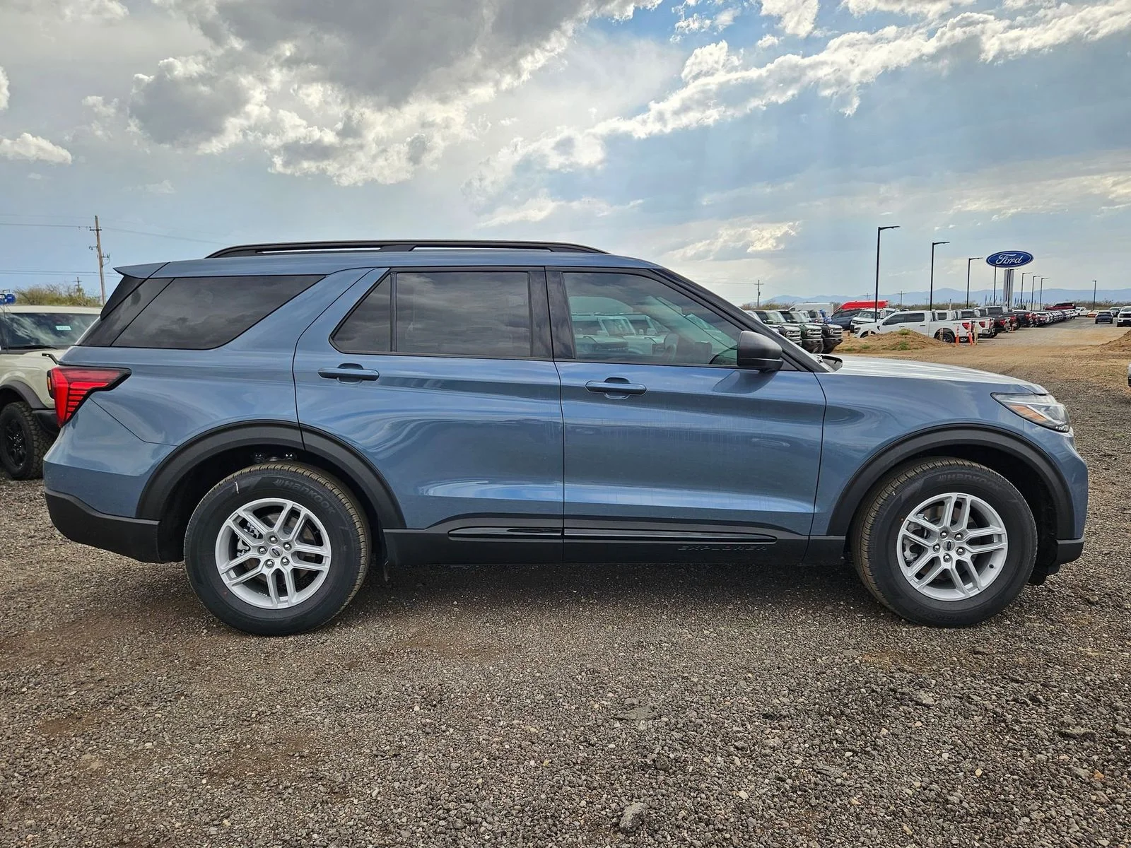 New 2026 Vapor Blue Metallic Ford Active image 4