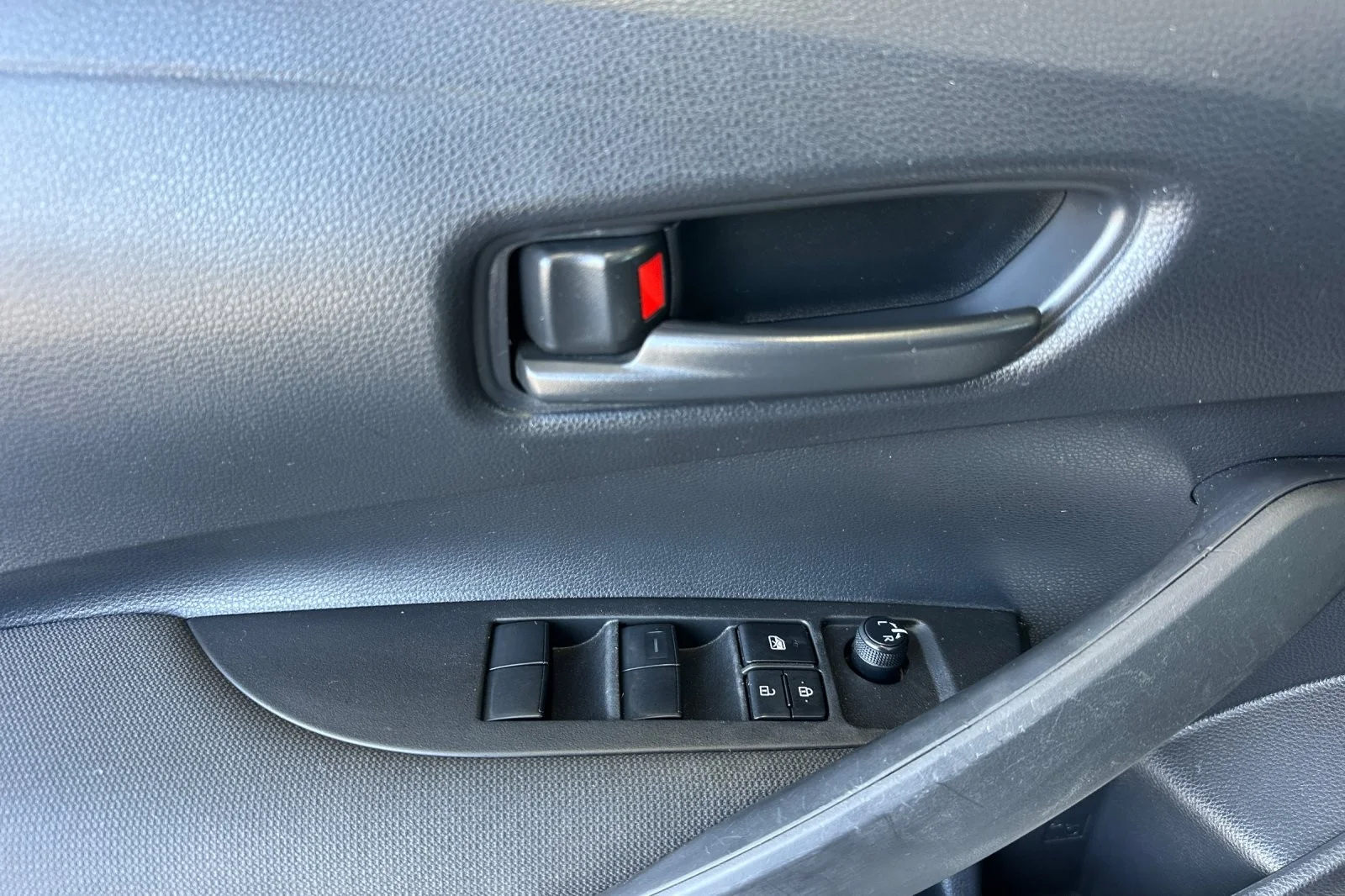 Certified Used 2024 CLASSIC SILVER Toyota Hybrid LE image 10