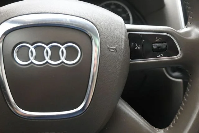Used 2012 Ibis White Audi 3.2 Premium Plus image 26