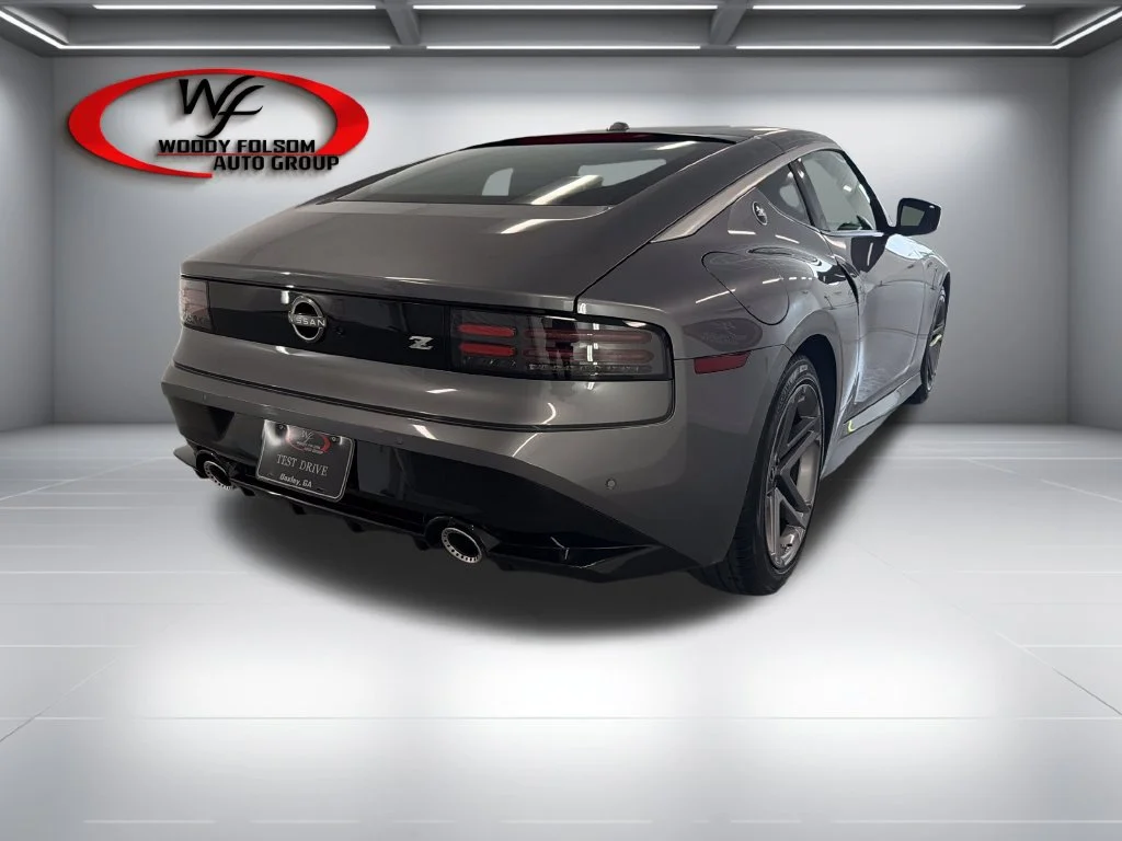 Used 2025 Gray Nissan Sport image 6