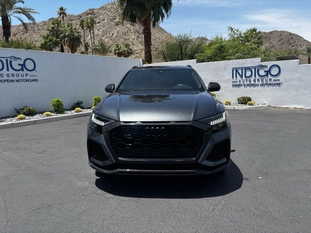Used 2022  Audi 4.0T image 2