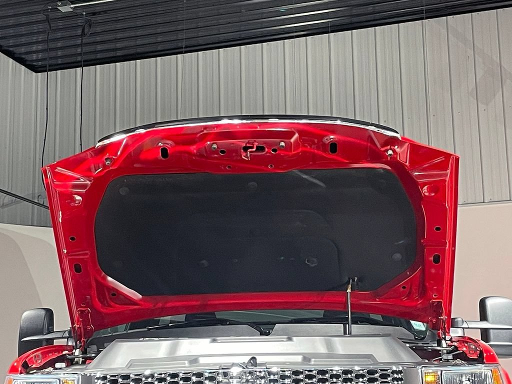 Used 2011 FIRE RED GMC SLE image 26