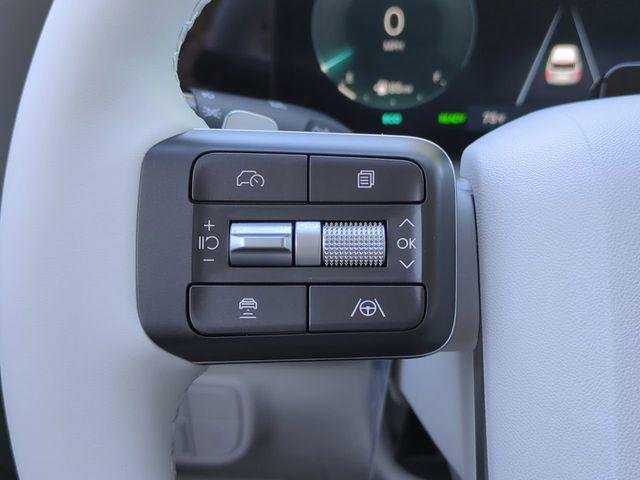 New 2026 Gray Hyundai Blue SEL 7P image 22