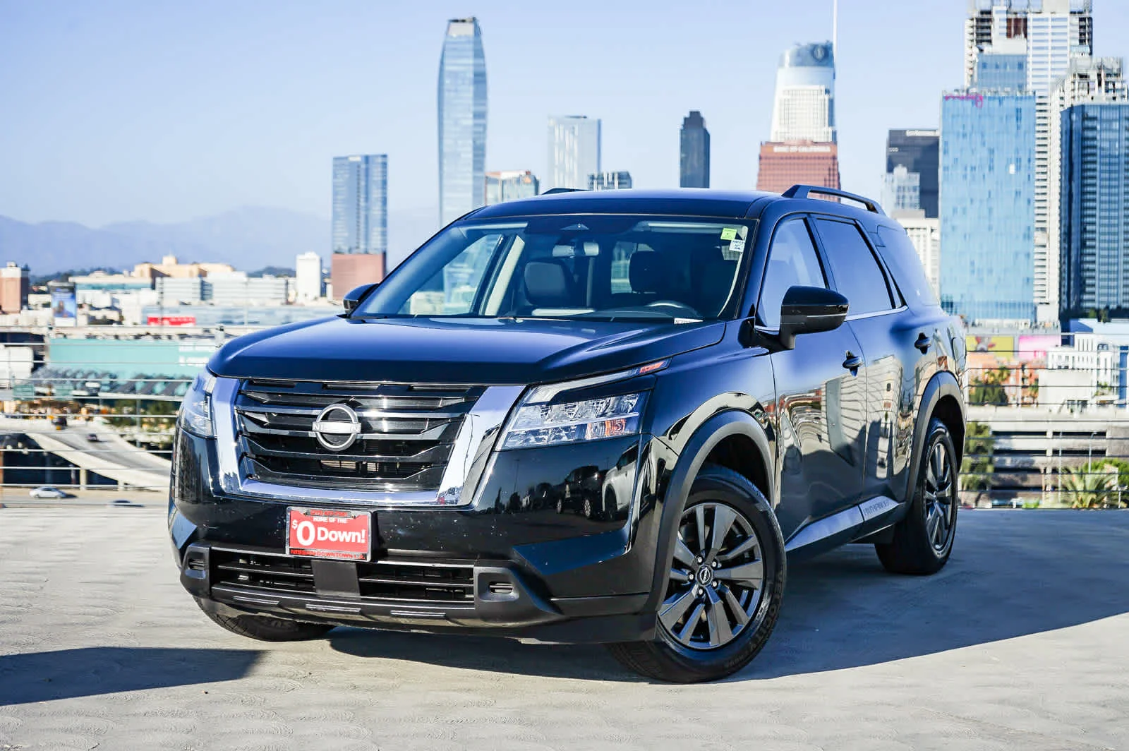 2022 Nissan Pathfinder SV