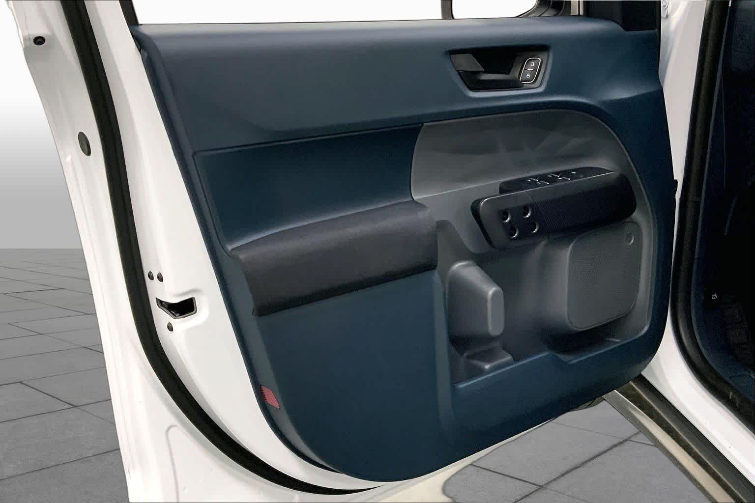 New 2026 Oxford White Ford XL image 10
