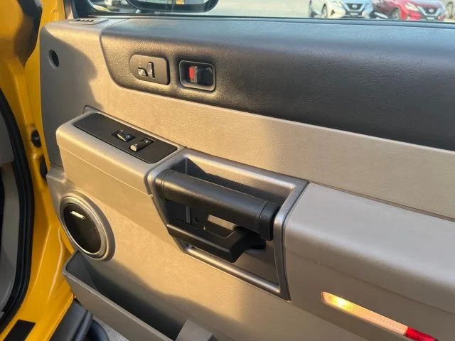 Used 2003 Yellow Hummer Base image 29