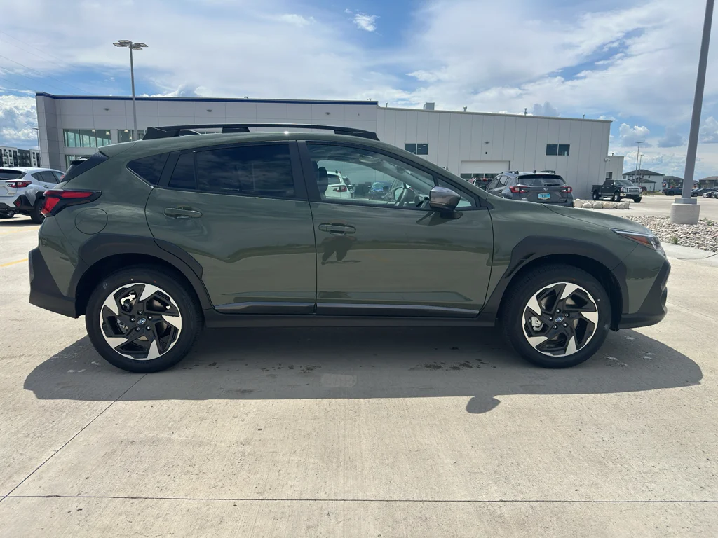 New 2026 ALPINE GREEN Subaru Limited image 4