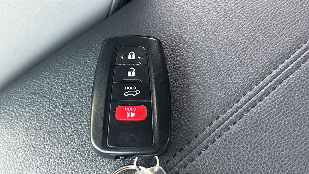 2024 Toyota RAV4 XLE Premium - Photo 29