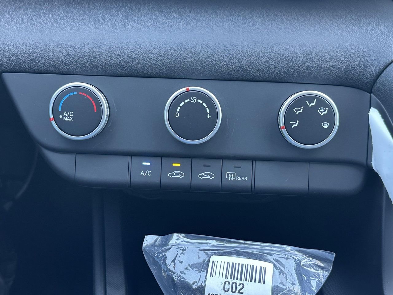 New 2026 Ecotronic Gray Hyundai SE image 26