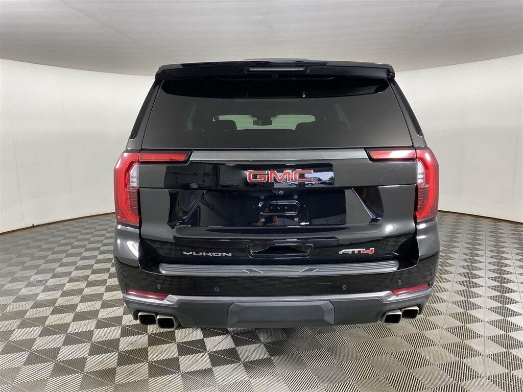 Used 2025 Onyx Black GMC AT4 image 9