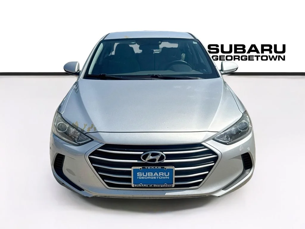 Used 2017 Silver Hyundai SE image 2