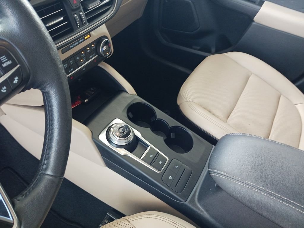 Used 2020 Gold Ford SEL image 11