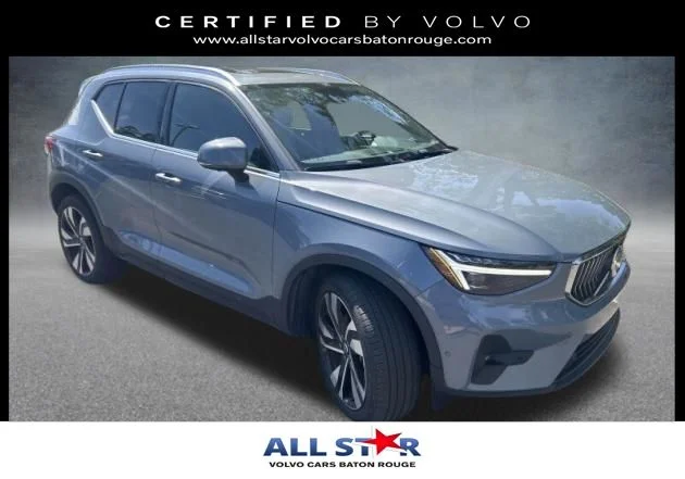 2023 Volvo XC40 B5 Ultimate Bright AWD's photo