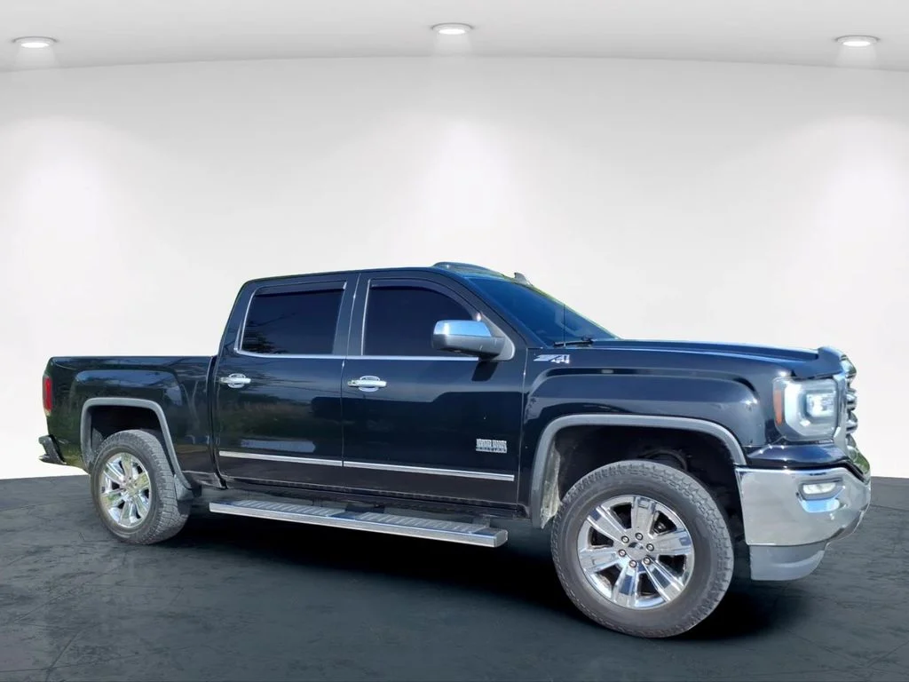Used 2016 Black GMC SLT image 16