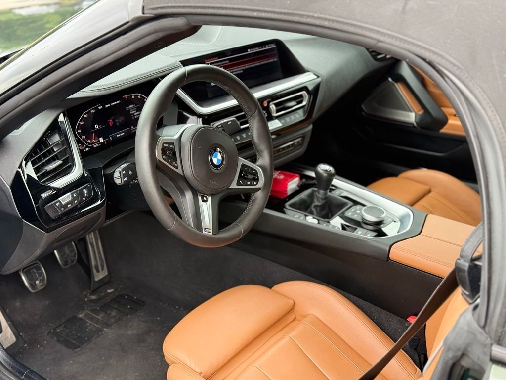 Used 2026 San Remo Green Metallic BMW sDrive M40i image 7