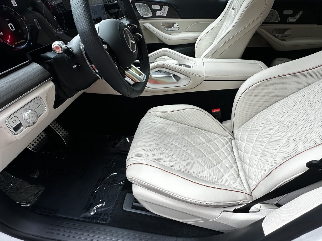 New 2027 MANUFAKTUR Moonlight White Metallic Mercedes-Benz AMG® GLE 53e image 47