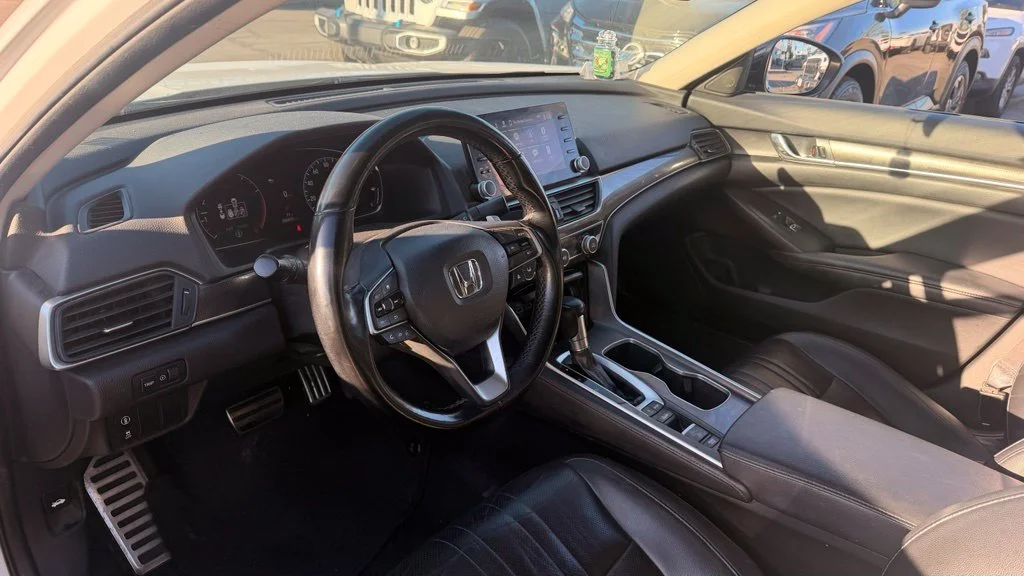 Used 2022  Honda Sport Special Edition image 5