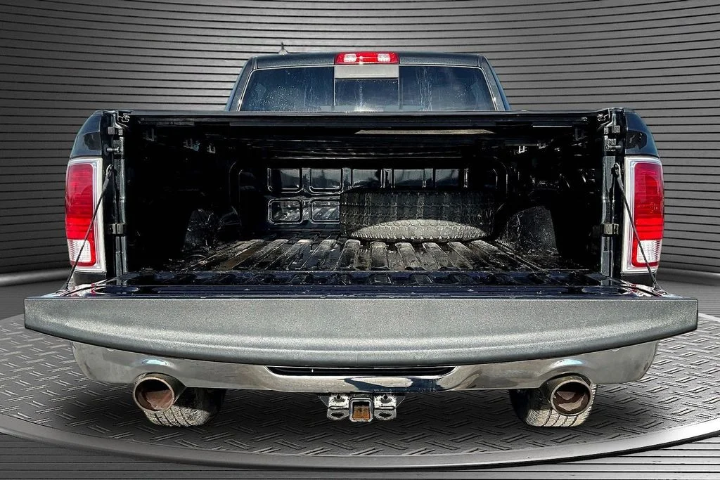 Used 2016 Black Ram Laramie image 7