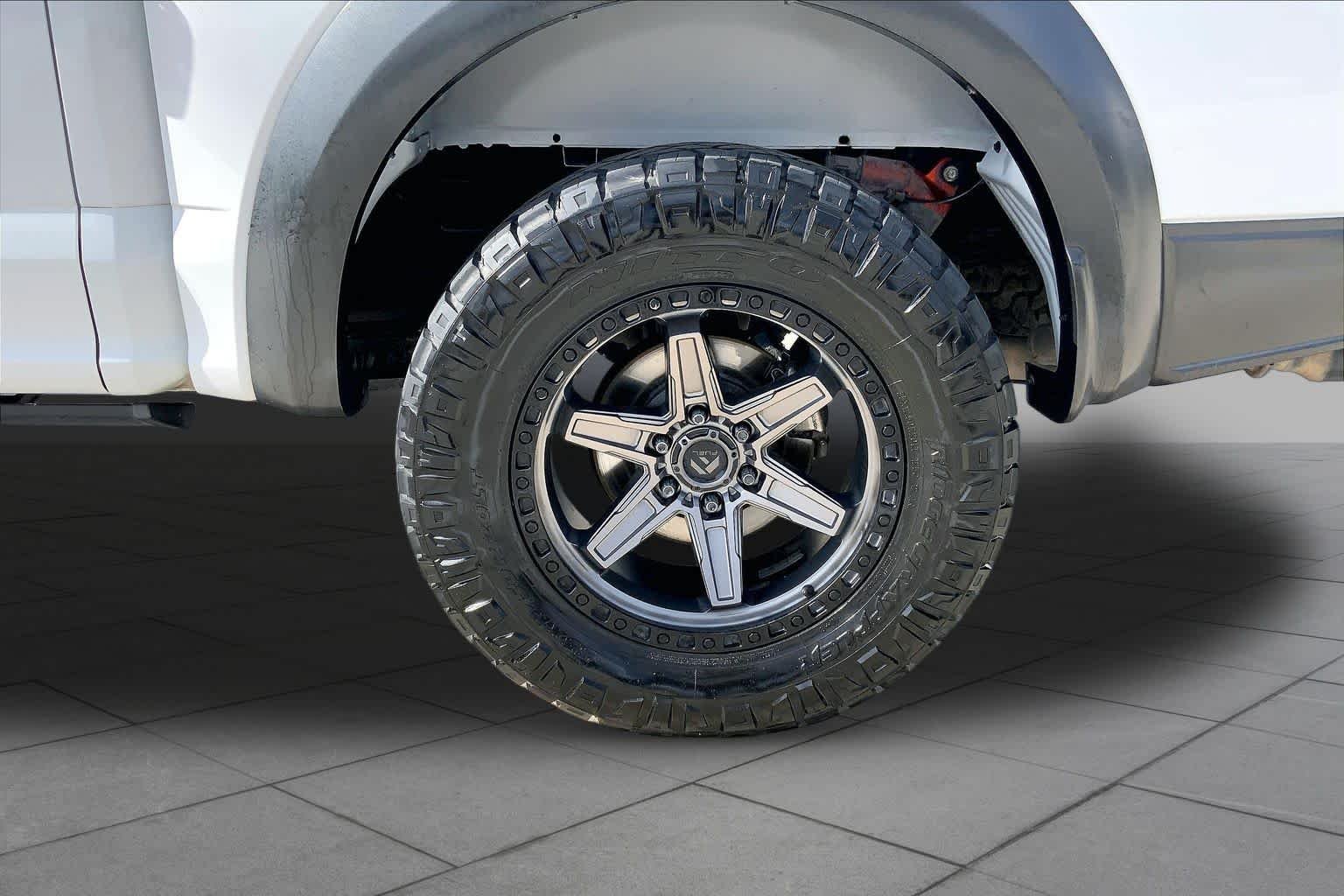 Used 2019 Oxford White Ford Raptor image 11