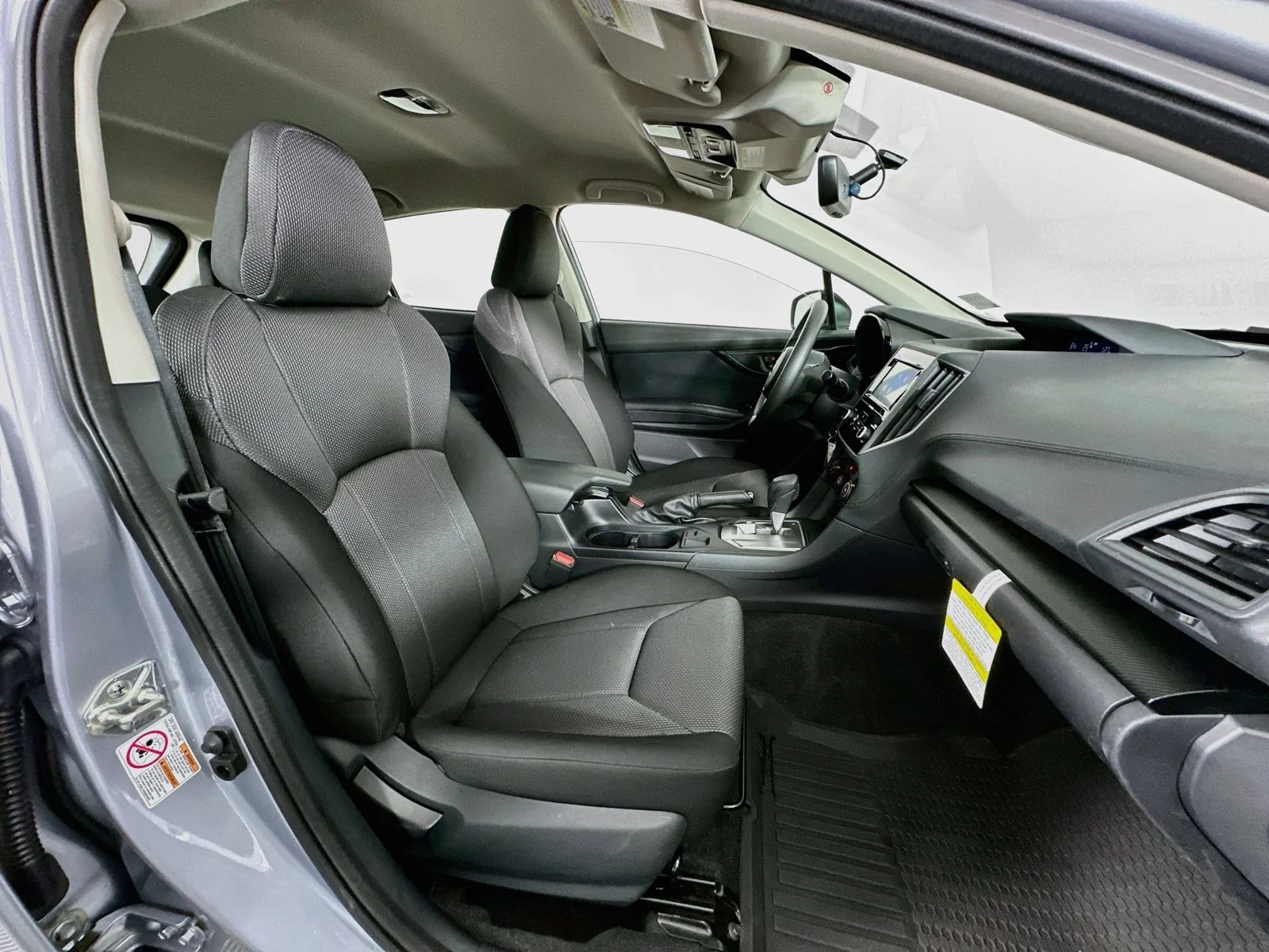 Used 2019 Ice Silver Metallic Subaru 2.0i image 25