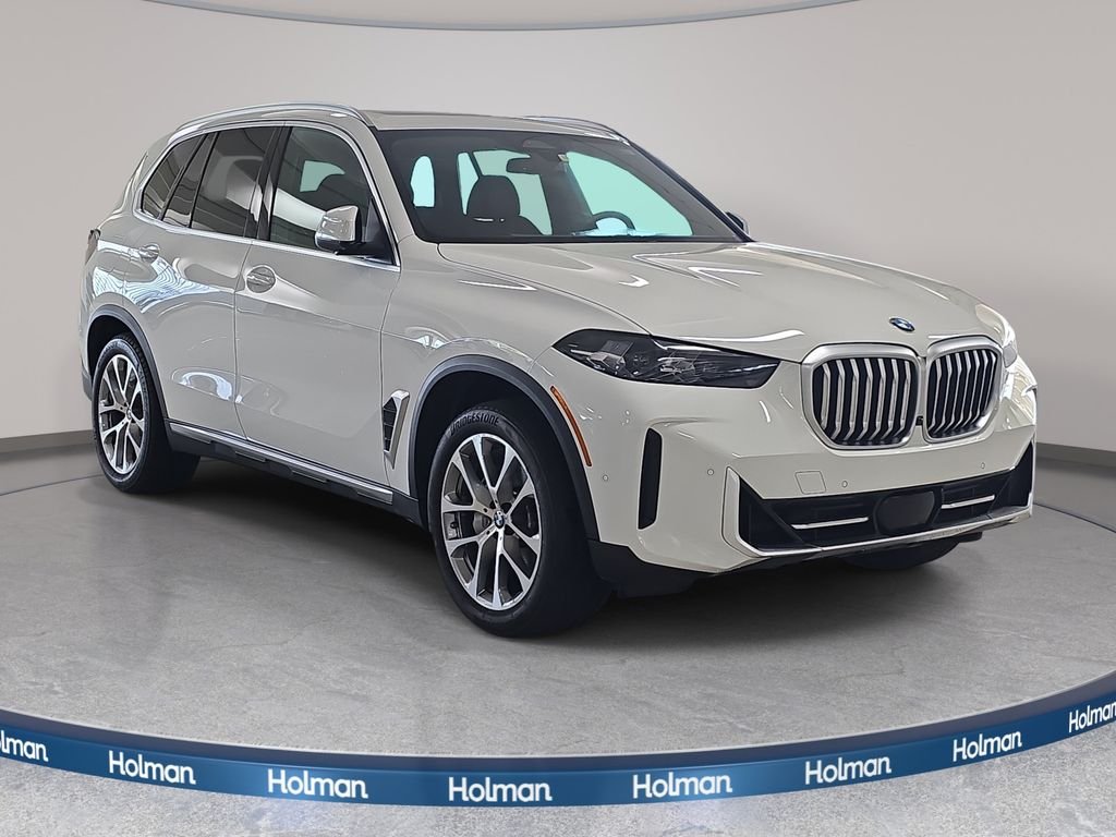Certified Used 2024 Alpine White BMW xDrive40i image 4