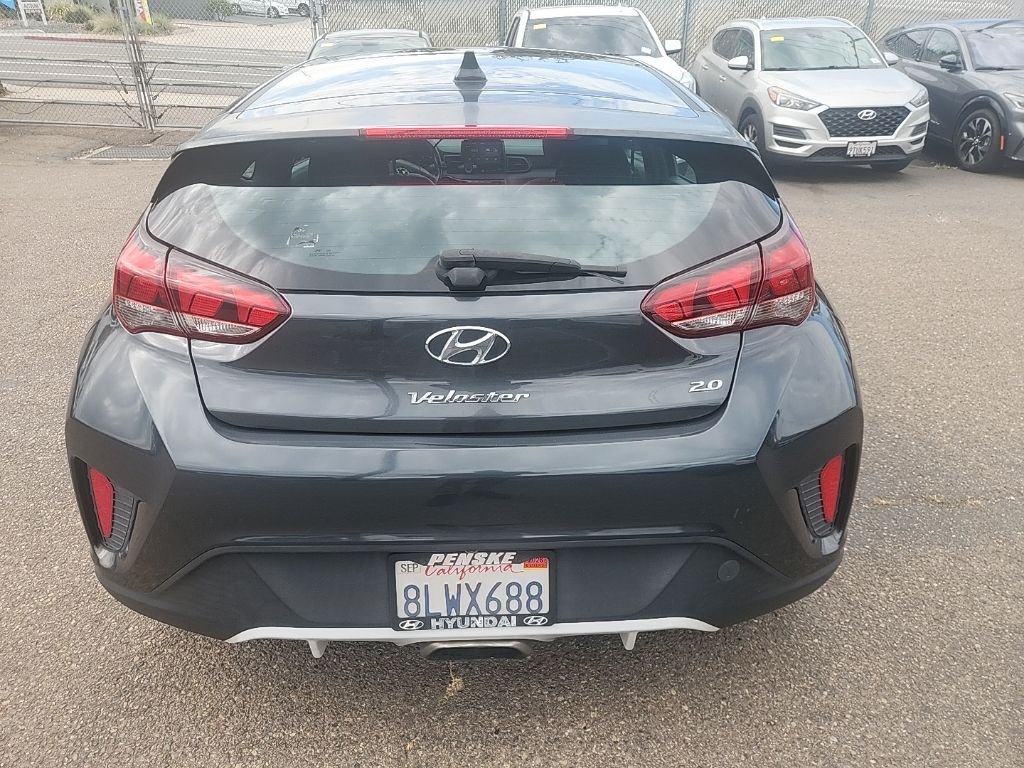 Used 2020 Gray Hyundai 2.0 Premium image 12