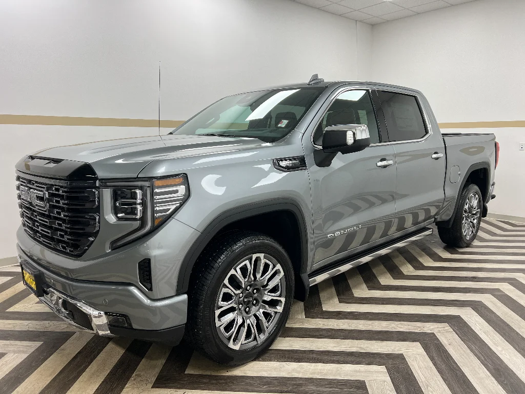 2026 GMC Sierra 4WD Crew Cab Short Box Denali Ultimate's photo
