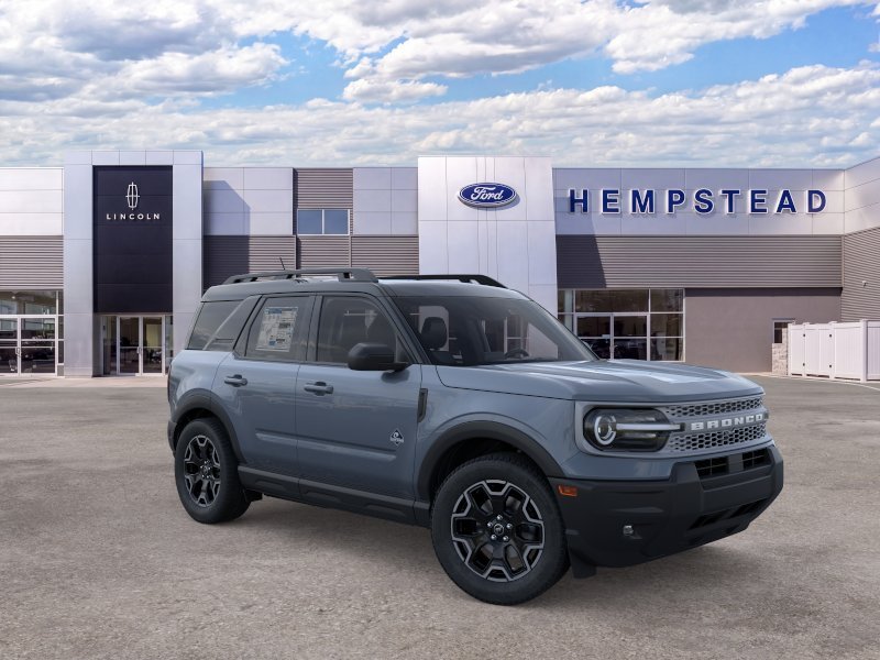 New 2026 Azure Gray Metallic Tri-Coat Ford Outer Banks® image 7