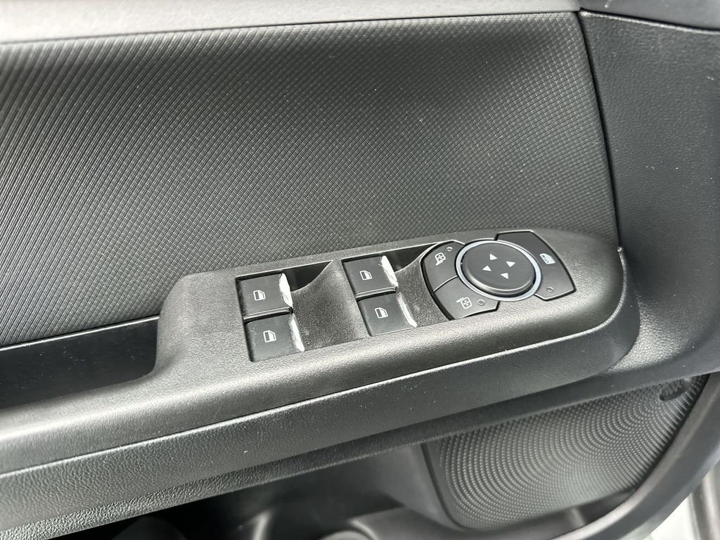 Used 2022 Silver Metallic Ford Outer Banks image 13