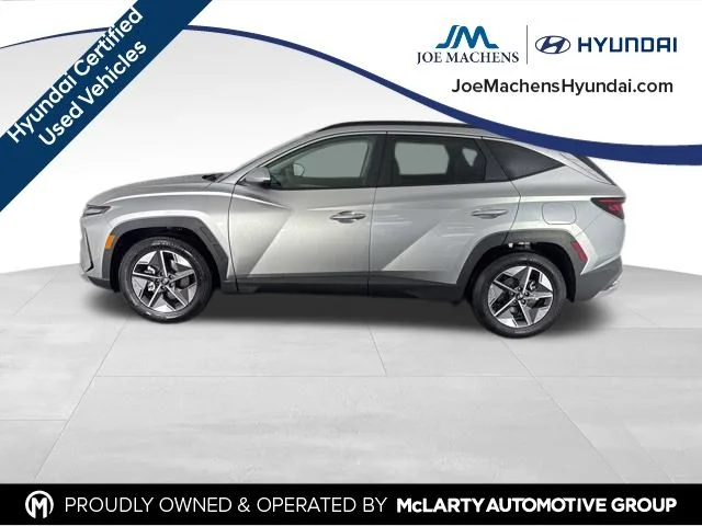 Used 2025 Silver Hyundai SEL image 2