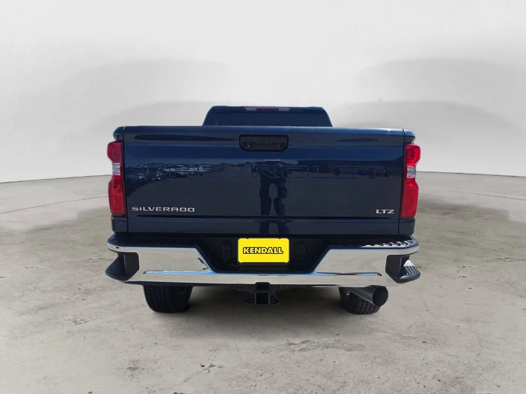Used 2023 Northsky Blue Metallic Chevrolet LTZ image 4