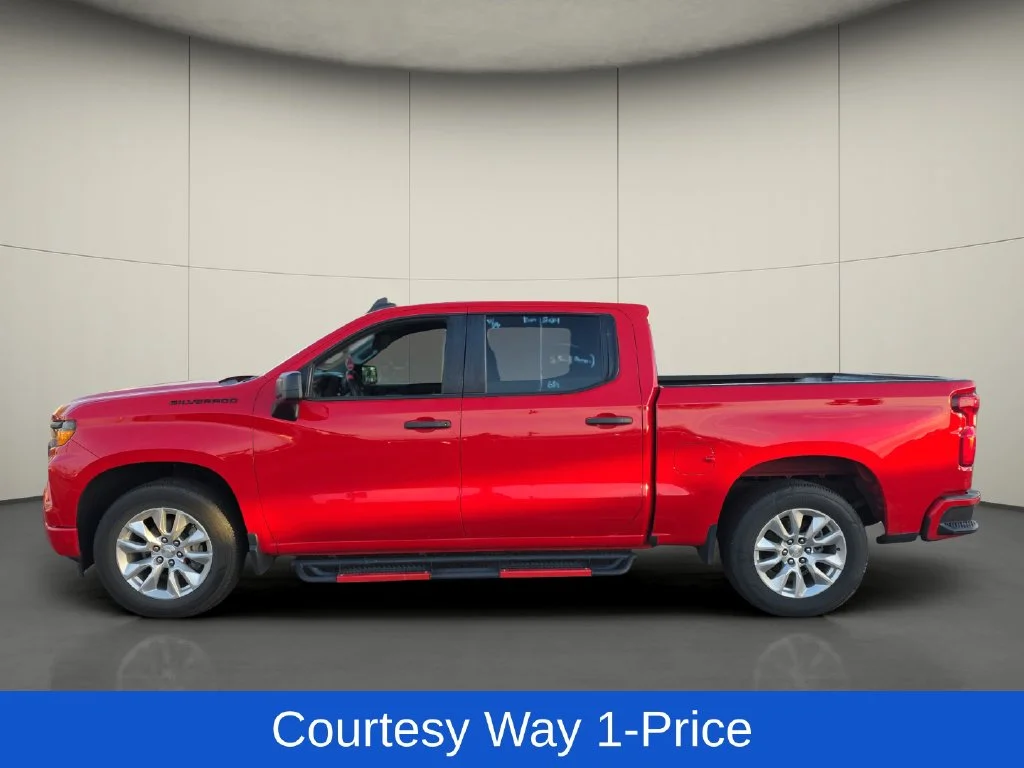 Used 2024 Red Chevrolet Custom image 5