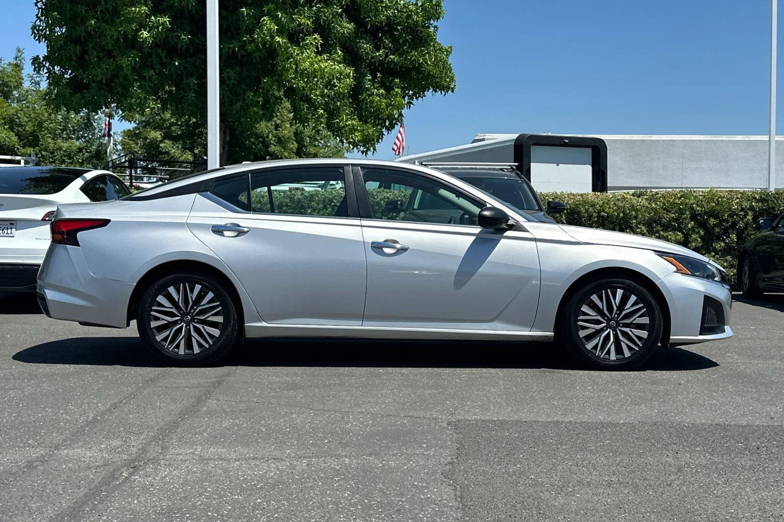 Used 2024 Brilliant Silver Metallic Nissan 2.5 SV image 3