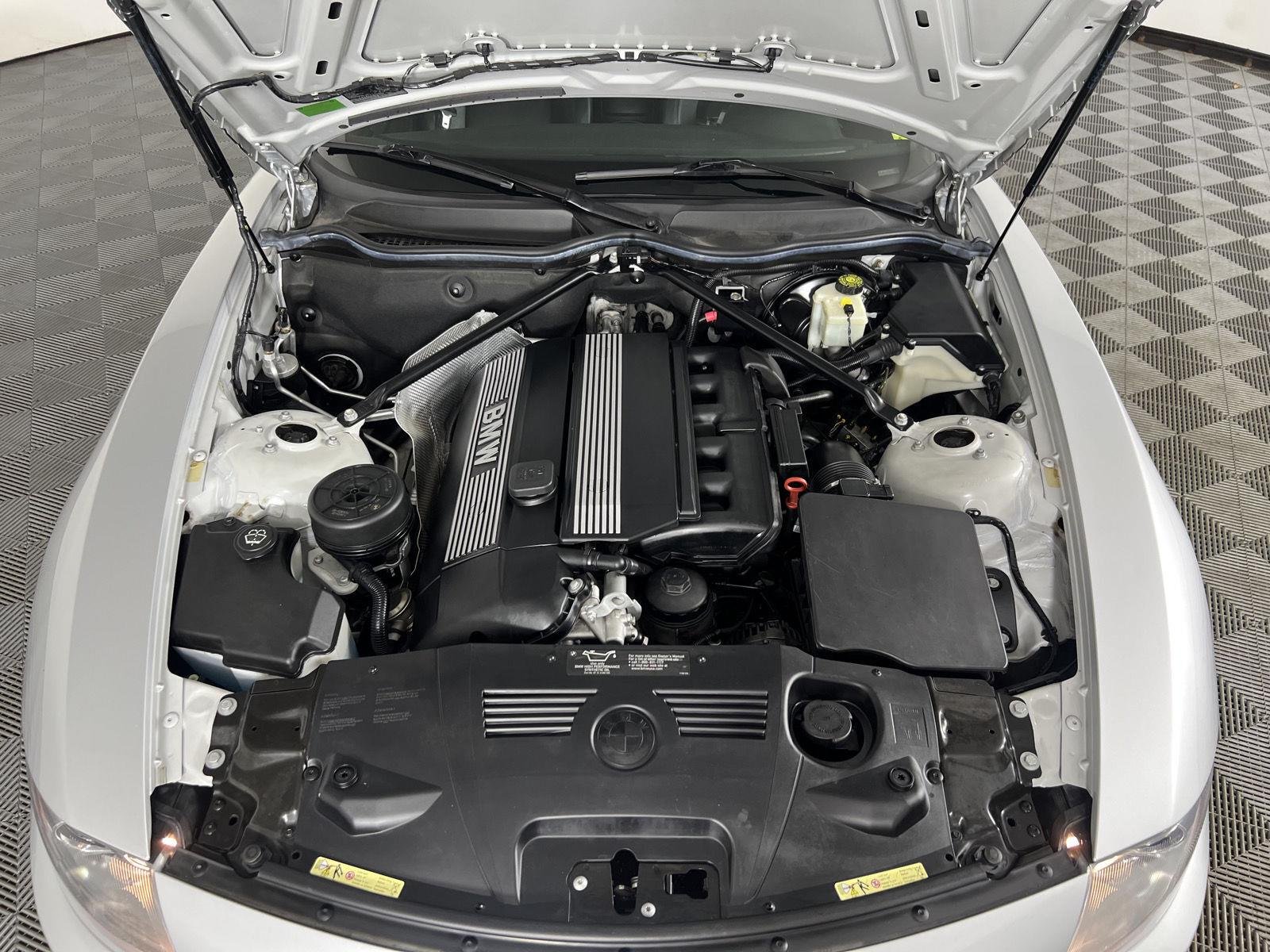 Used 2003  BMW 3.0i image 14