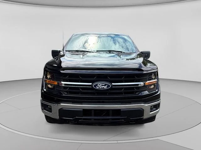 Used 2024 Agate Black Metallic Ford XLT image 8