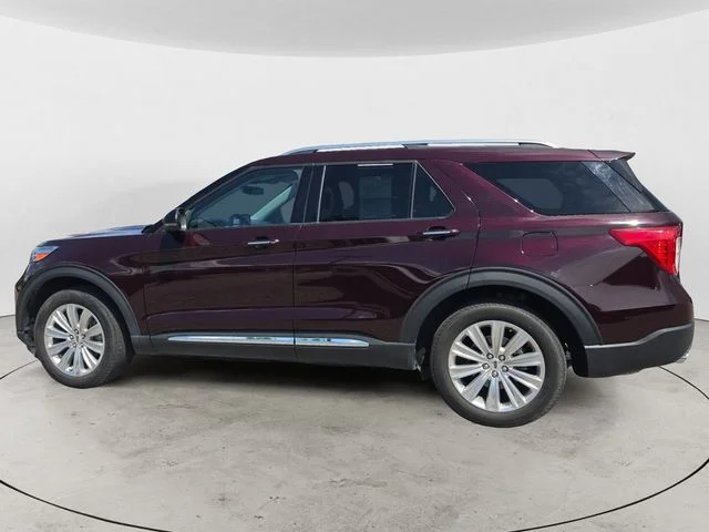 Used 2023 Red Metallic Ford Limited image 8