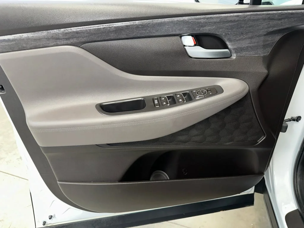 Certified Used 2019 Quartz White Hyundai SEL image 4
